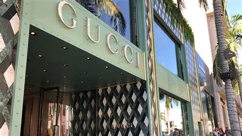 gucci store in beverly hills.